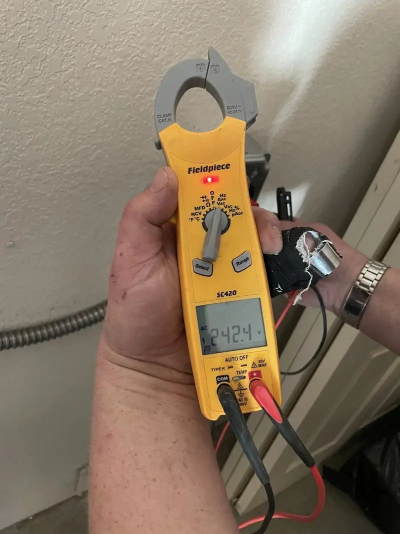 Voltage testing with clamp meter during Generator Installation in Homeland